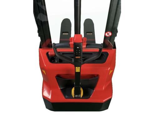 Самоходный штабелер NOBLELIFT PSE12N г/п 1200 кг с литий-ионным АКБ