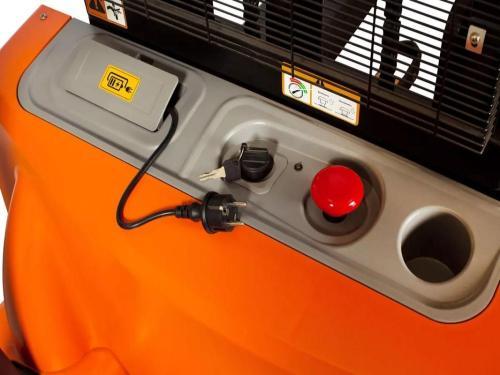 Штабелер самоходный электрический SIBLINE WS 1535 1,5Т-3,5М утяжеленный с гелевой АКБ