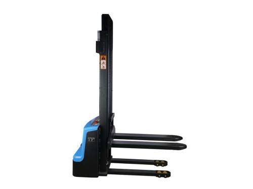 Штабелер самоходный электрический TOR WS15H-2500SC PRO 1,5Т-2,5М с контролем скорости подъёма и гелевой АКБ