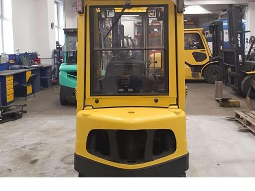 Дизельный погрузчик б/у HYSTER H1.6FT FFV с высотой подъёма 3 м, SS, кабина