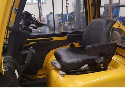 Дизельный погрузчик б/у HYSTER H1.6FT FFV с высотой подъёма 3 м, SS, кабина