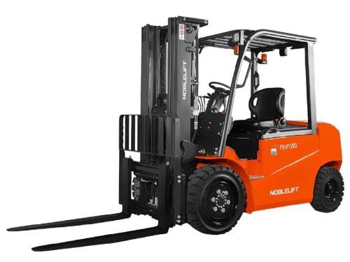Погрузчик электрический четырехопорный NOBLELIFT FE4P35Q с литий-ионной АКБ на сайте АлтайСкладМастер Погрузчик электрический четырехопорный NOBLELIFT FE4P35Q с литий-ионной АКБ